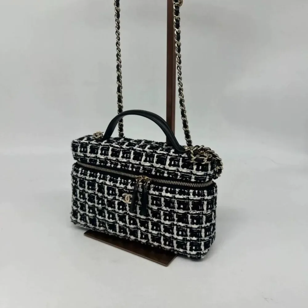Chanel Women Pre-Loved Bag Very Good Condition